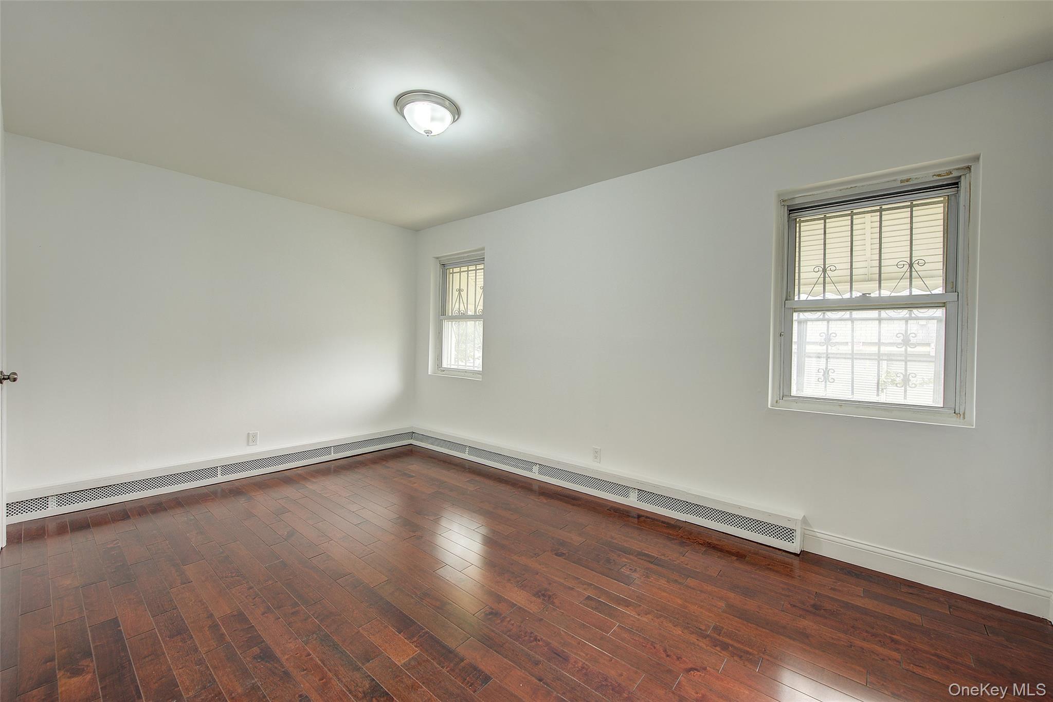 #9 photo, 95-15 84 Street, クイーンズ区 Ozone Park , NY 11416