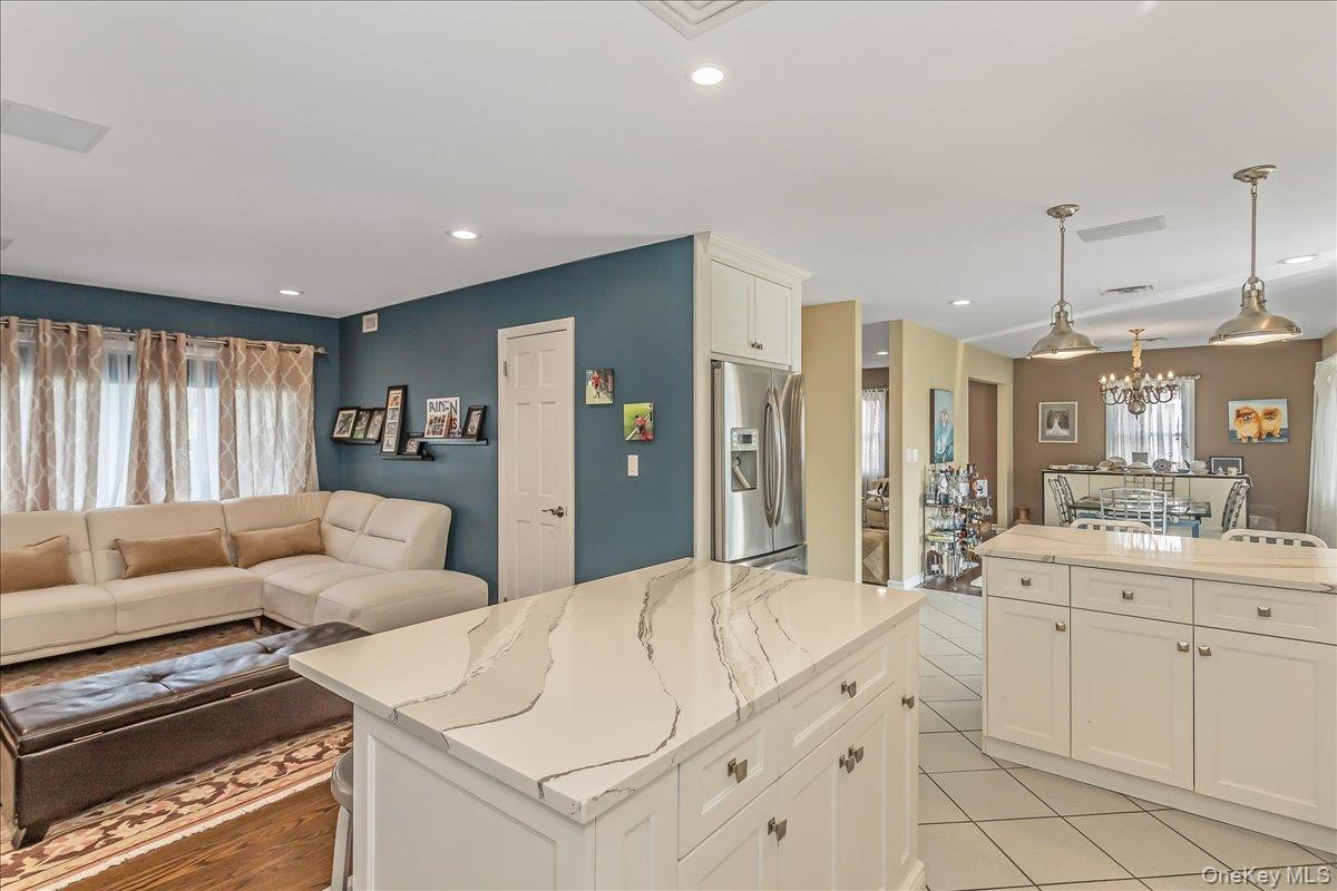 #11 photo, 922 N 1st Street, ナッソー郡 New Hyde Park , NY 11040