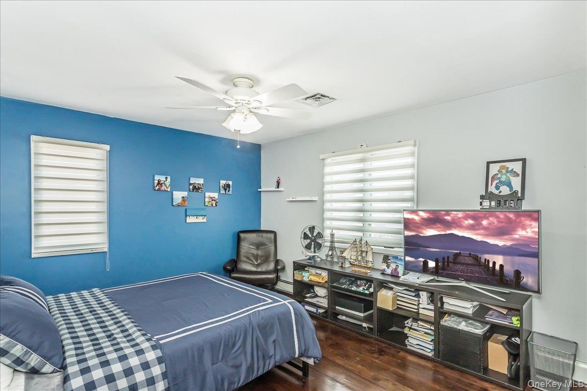 #19 photo, 922 N 1st Street, ナッソー郡 New Hyde Park , NY 11040