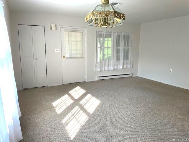 #2 photo, 120 Exmore Court, サフォーク郡 Ridge , NY 11961