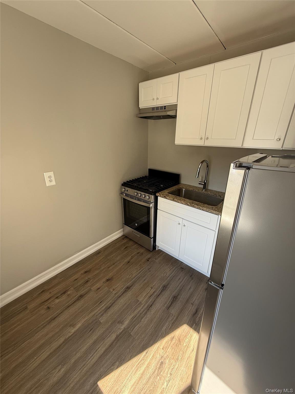 #2 photo, 2035 Central Park Avenue, Yonkers , NY 10710