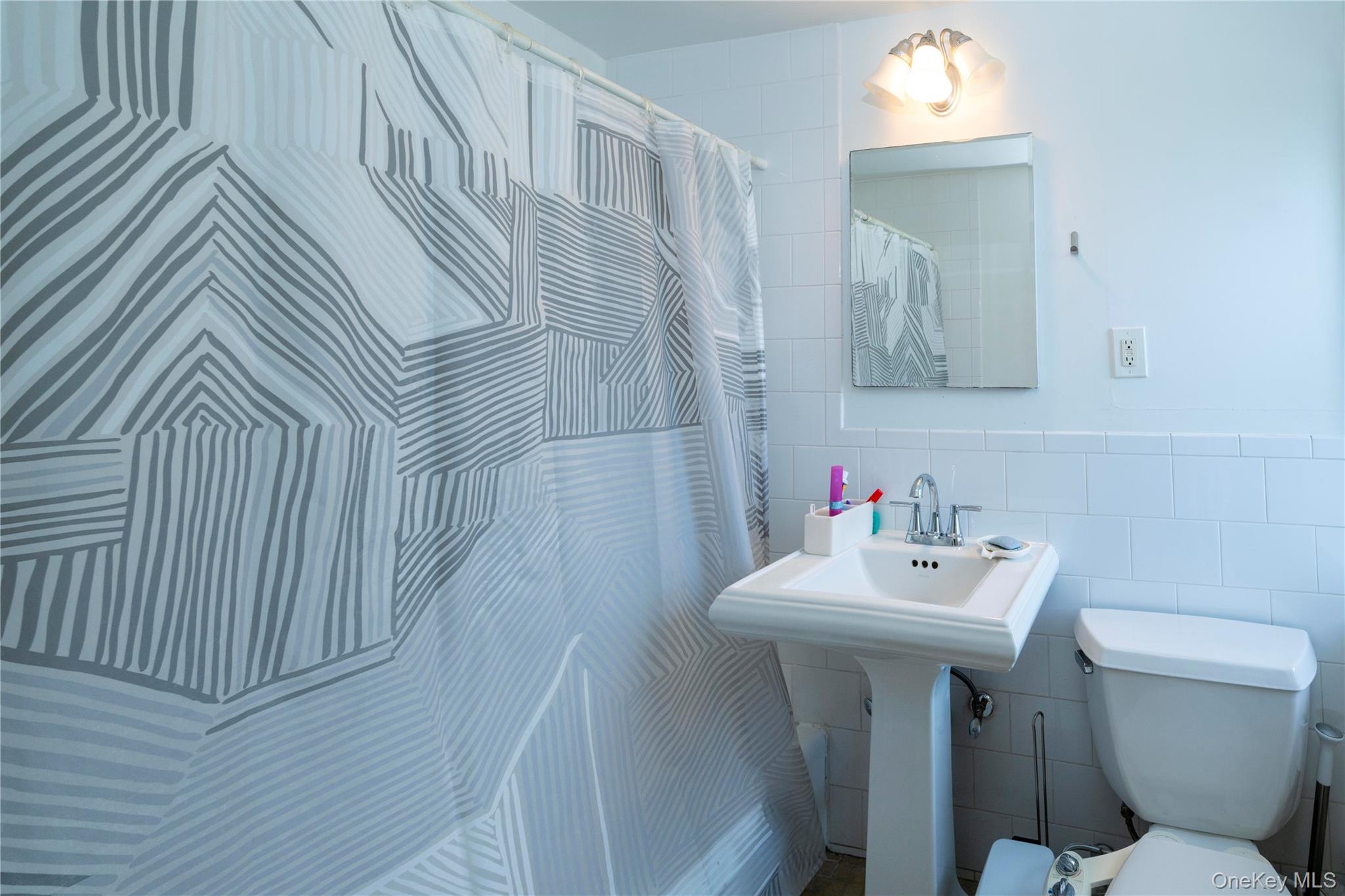 #13 photo, 200 Diplomat Drive, Mount Kisco , NY 10549