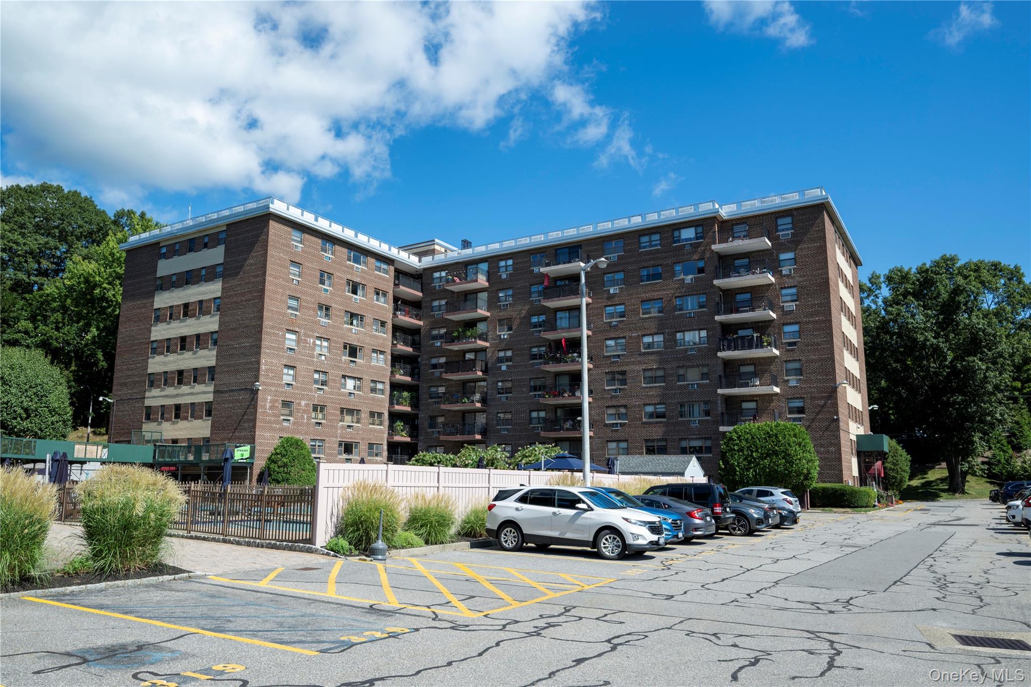 #2 photo, 200 Diplomat Drive, Mount Kisco , NY 10549