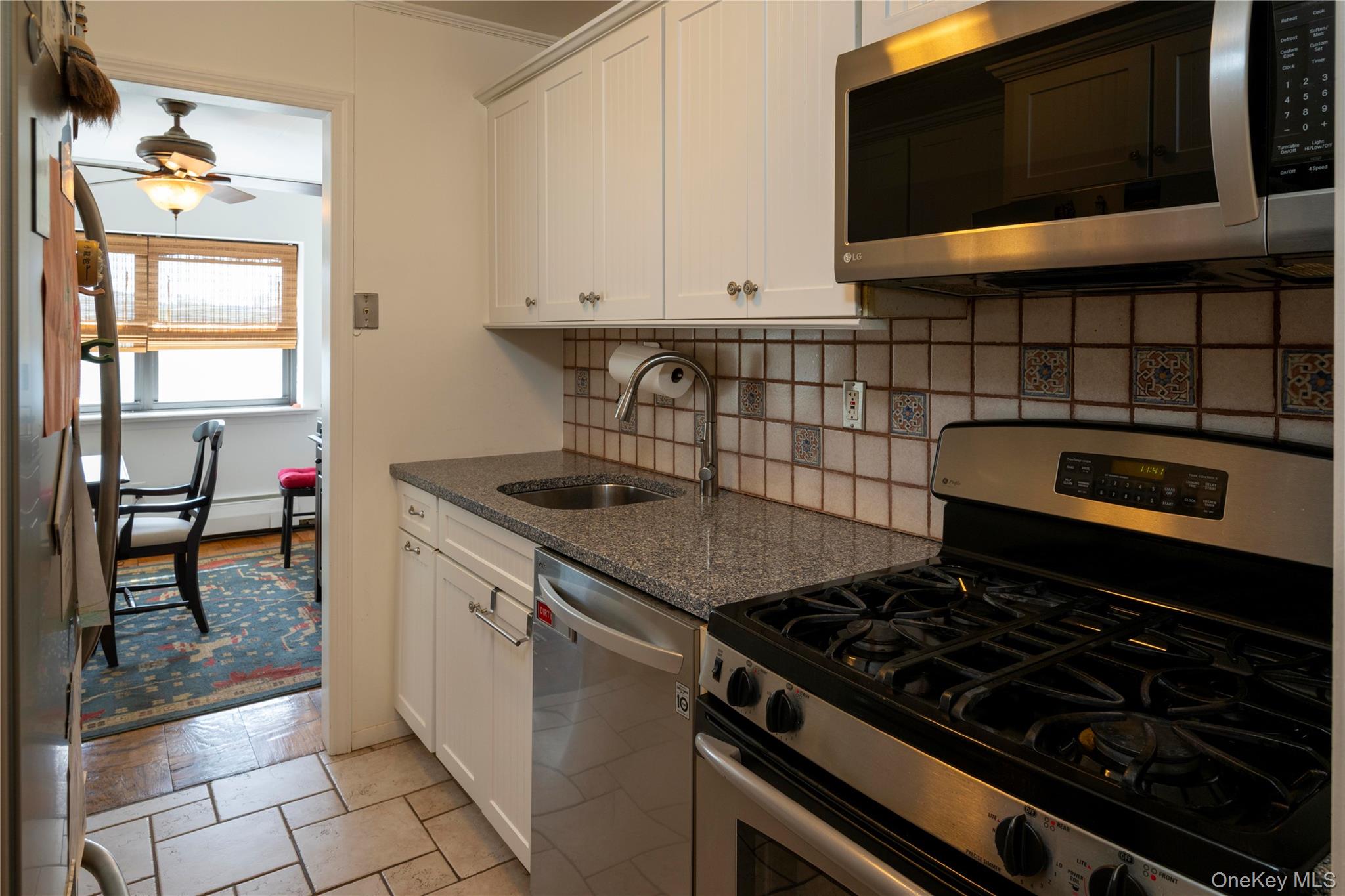 #6 photo, 200 Diplomat Drive, Mount Kisco , NY 10549