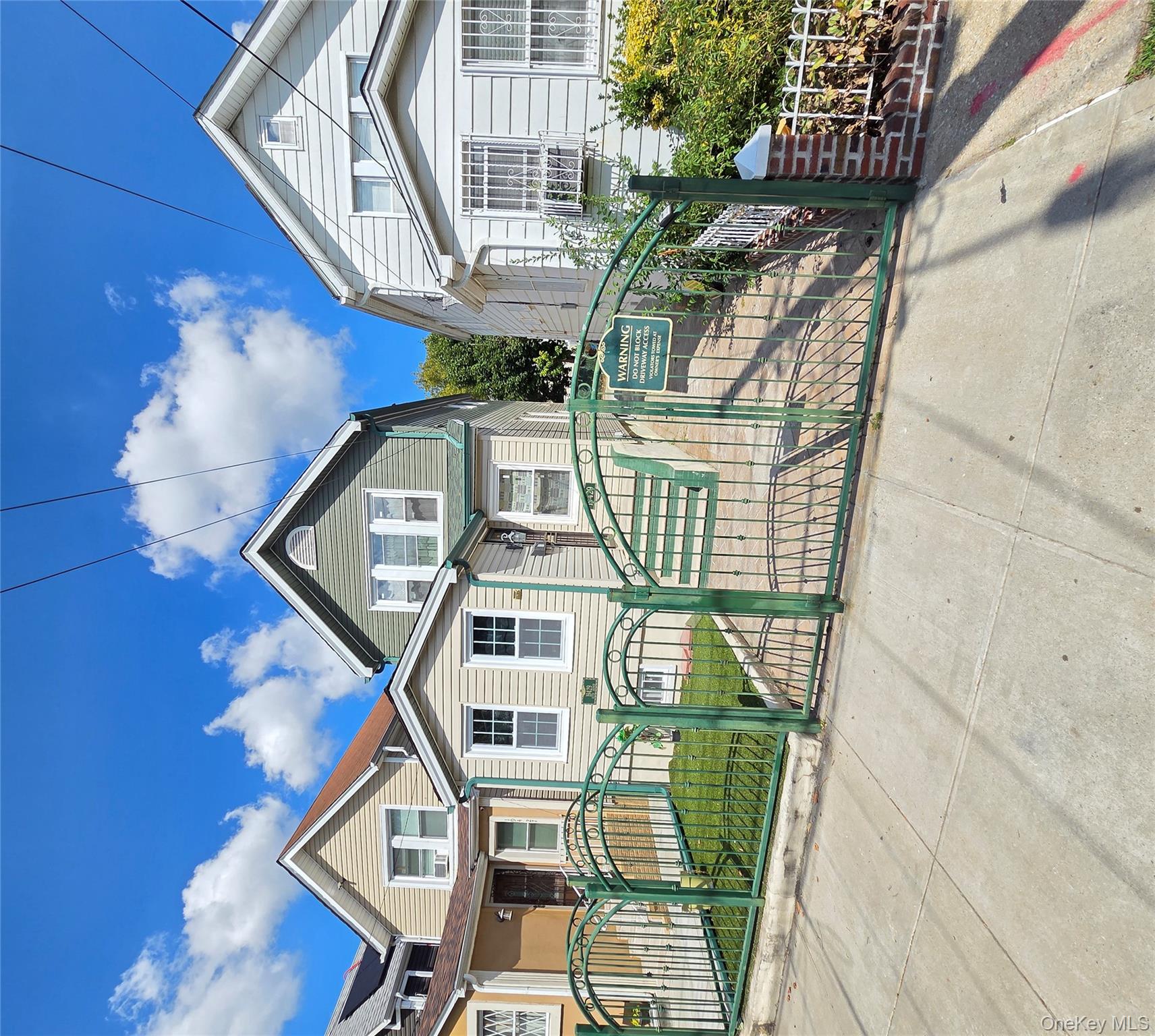 #1 photo, 194-29 112th Avenue, クイーンズ区 Saint Albans , NY 11412