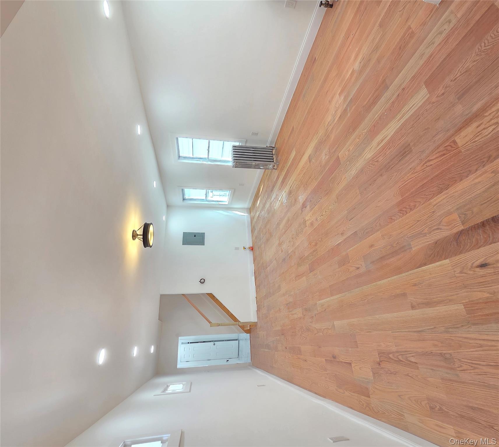 #2 photo, 194-29 112th Avenue, クイーンズ区 Saint Albans , NY 11412