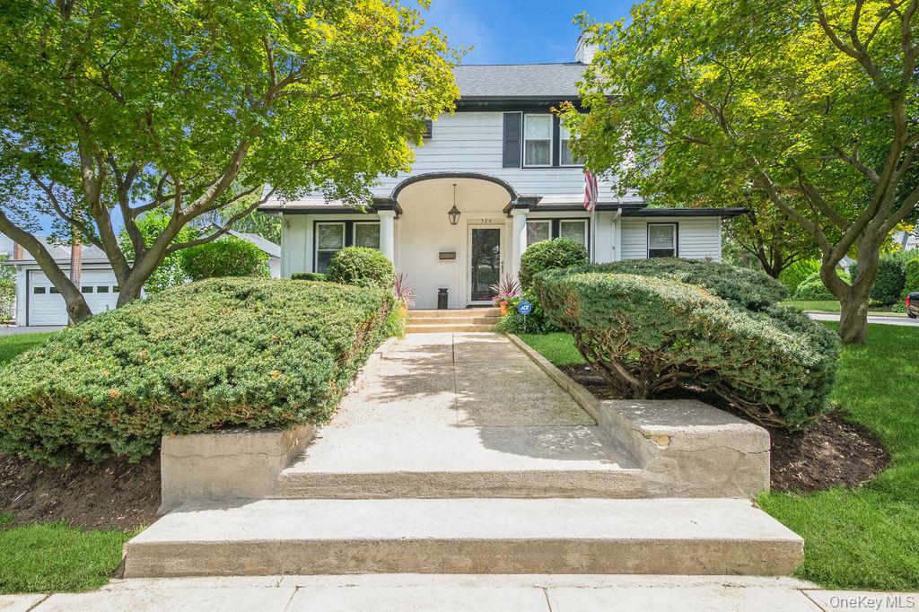 #1 photo, 324 Linden Place, Westbury , NY 11590