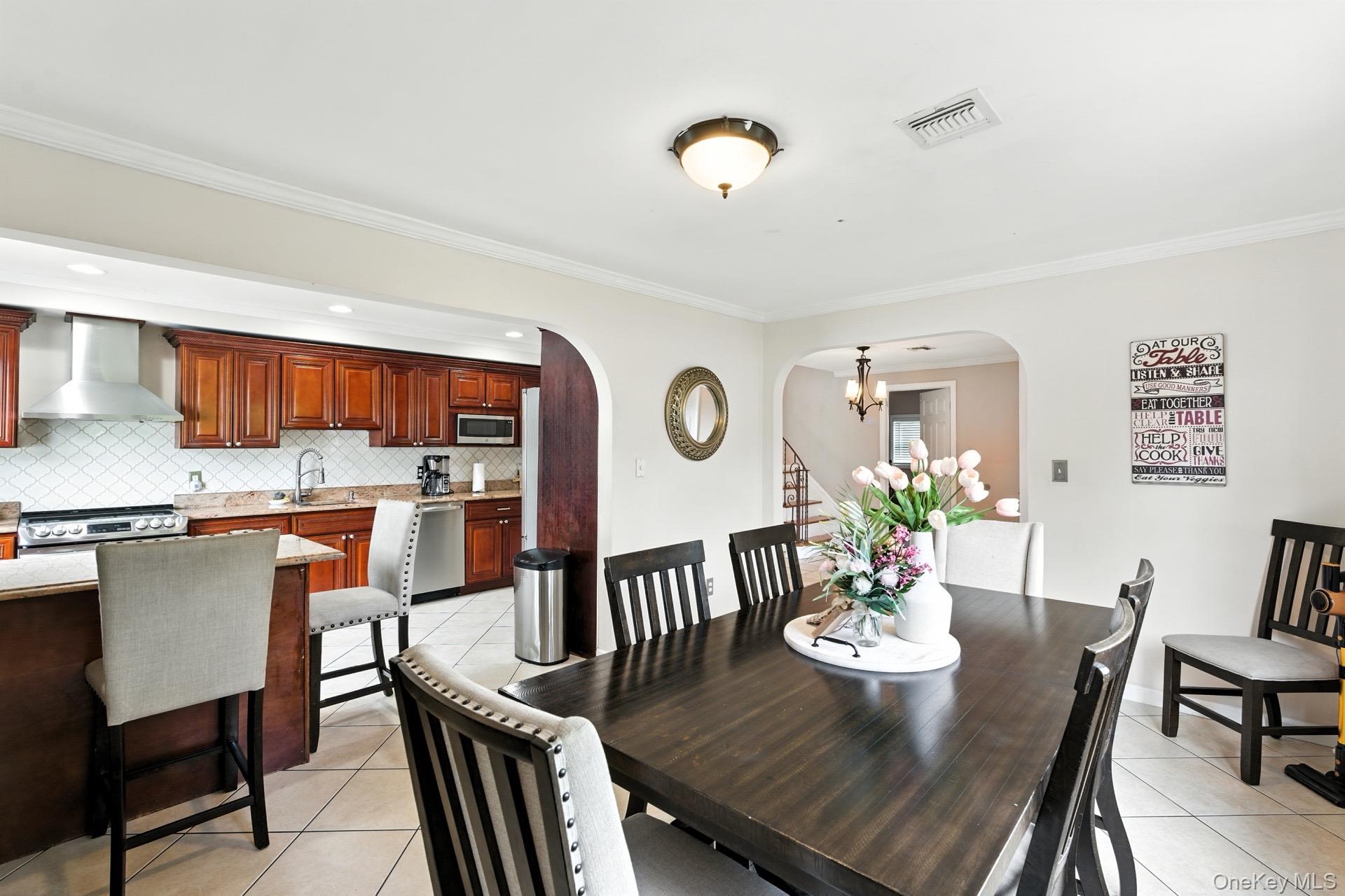 #12 photo, 86 Riddle Street, サフォーク郡 Brentwood , NY 11717