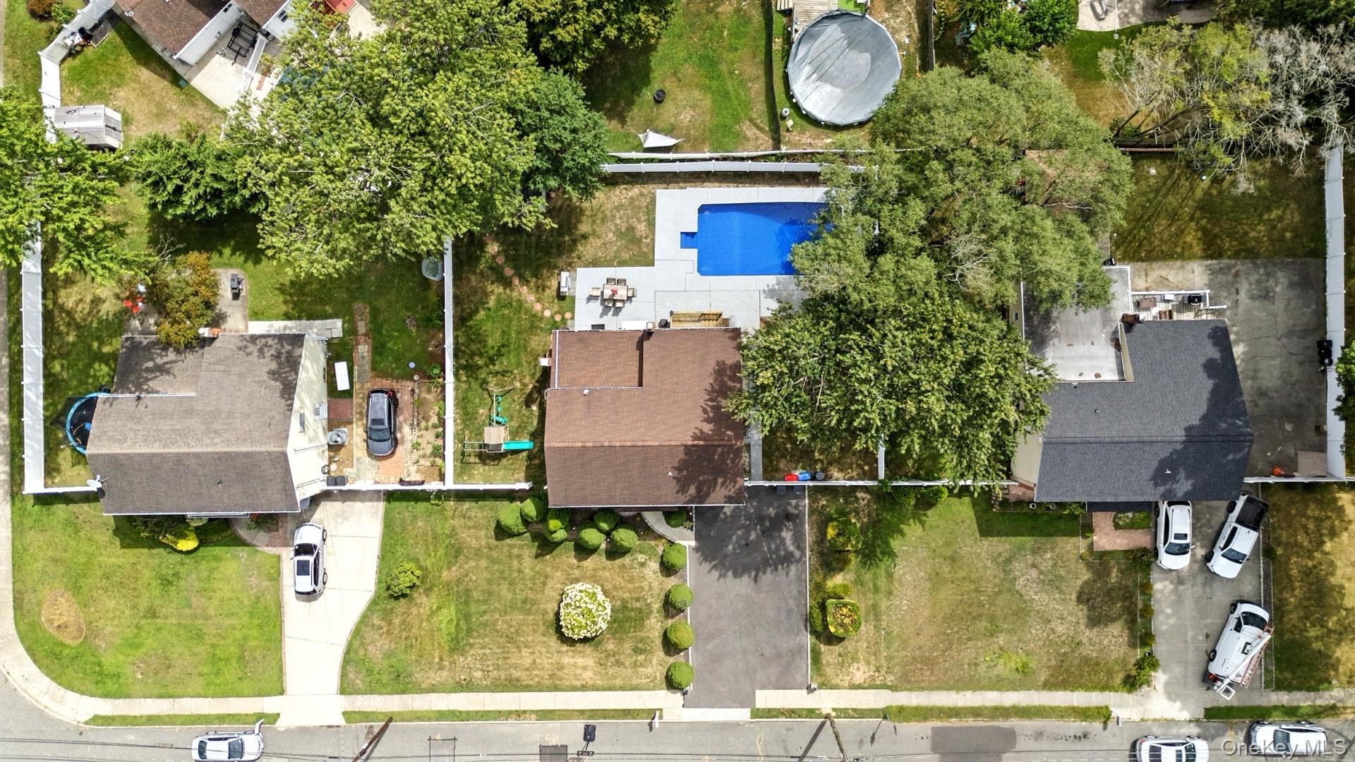 #3 photo, 86 Riddle Street, サフォーク郡 Brentwood , NY 11717