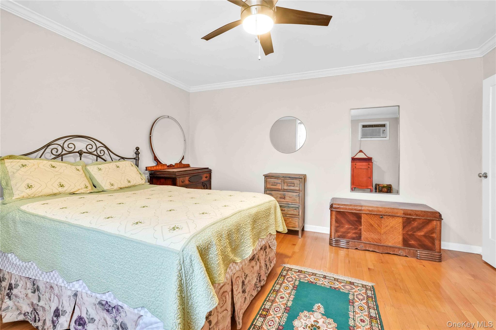 #20 photo, 70-47A Park Drive, クイーンズ区 Kew Garden Hills , NY 11367