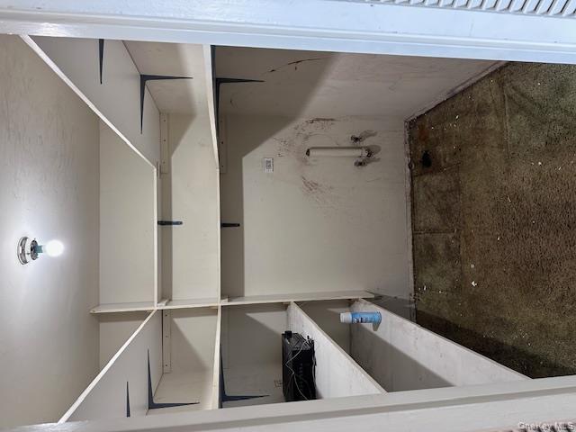 #12 photo, 125-10 Queens Boulevard, クイーンズ区 Kew Gardens , NY 11415