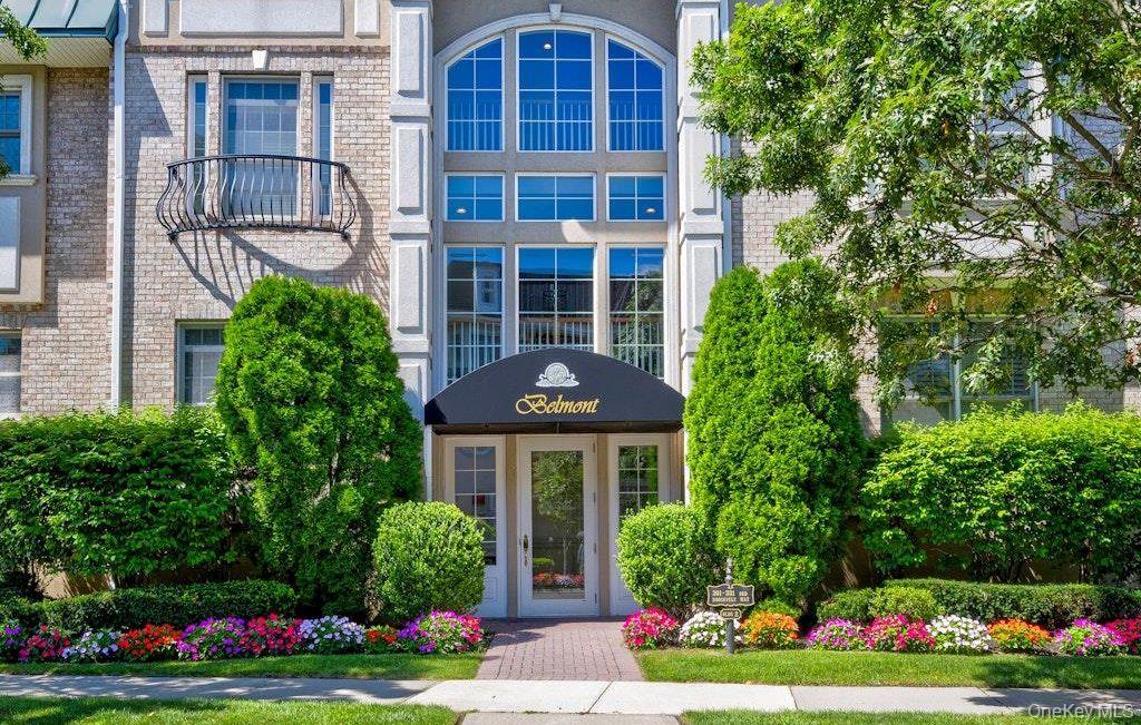 #2 photo, 323 Roosevelt Way, ナッソー郡 Westbury , NY 11590