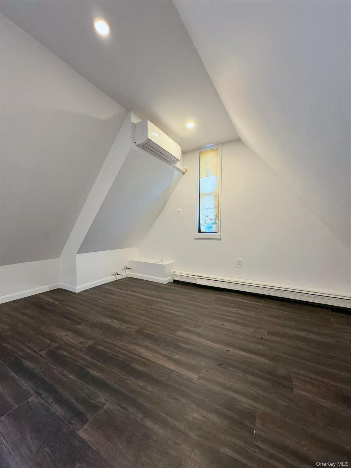 #11 photo, 36-20 190 Street, クイーンズ区 Flushing , NY 11358