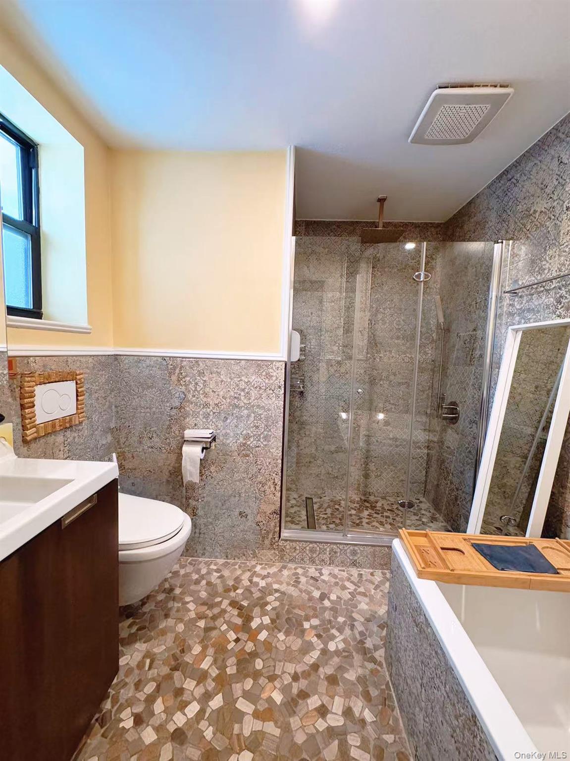 #4 photo, 36-20 190 Street, クイーンズ区 Flushing , NY 11358