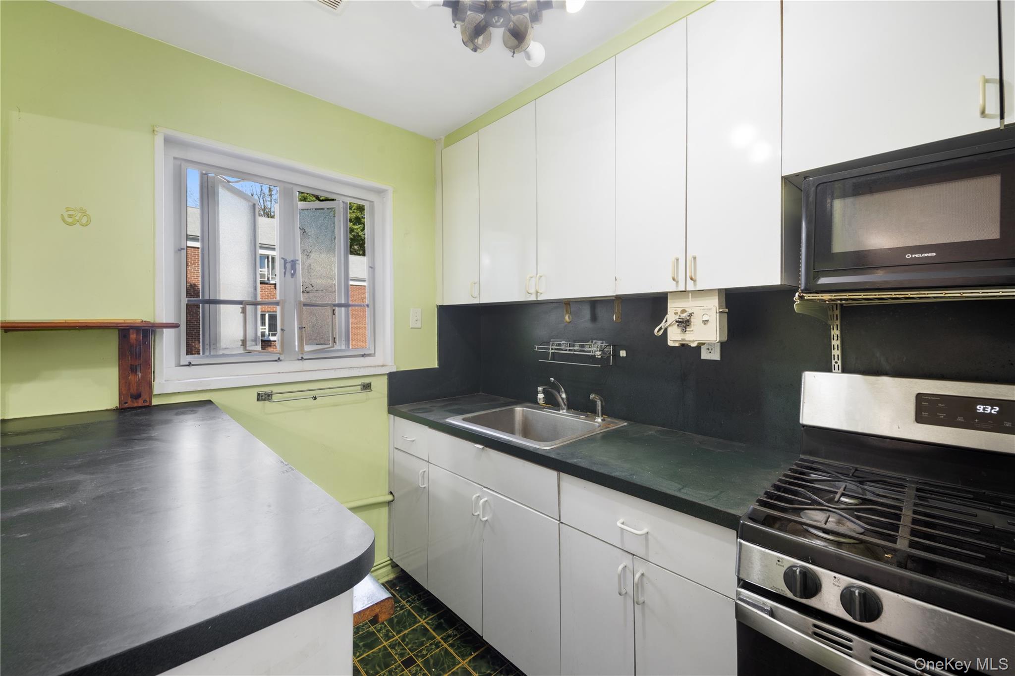 #7 photo, 226-29 Manor Road, クイーンズ区 Queens Village , NY 11427