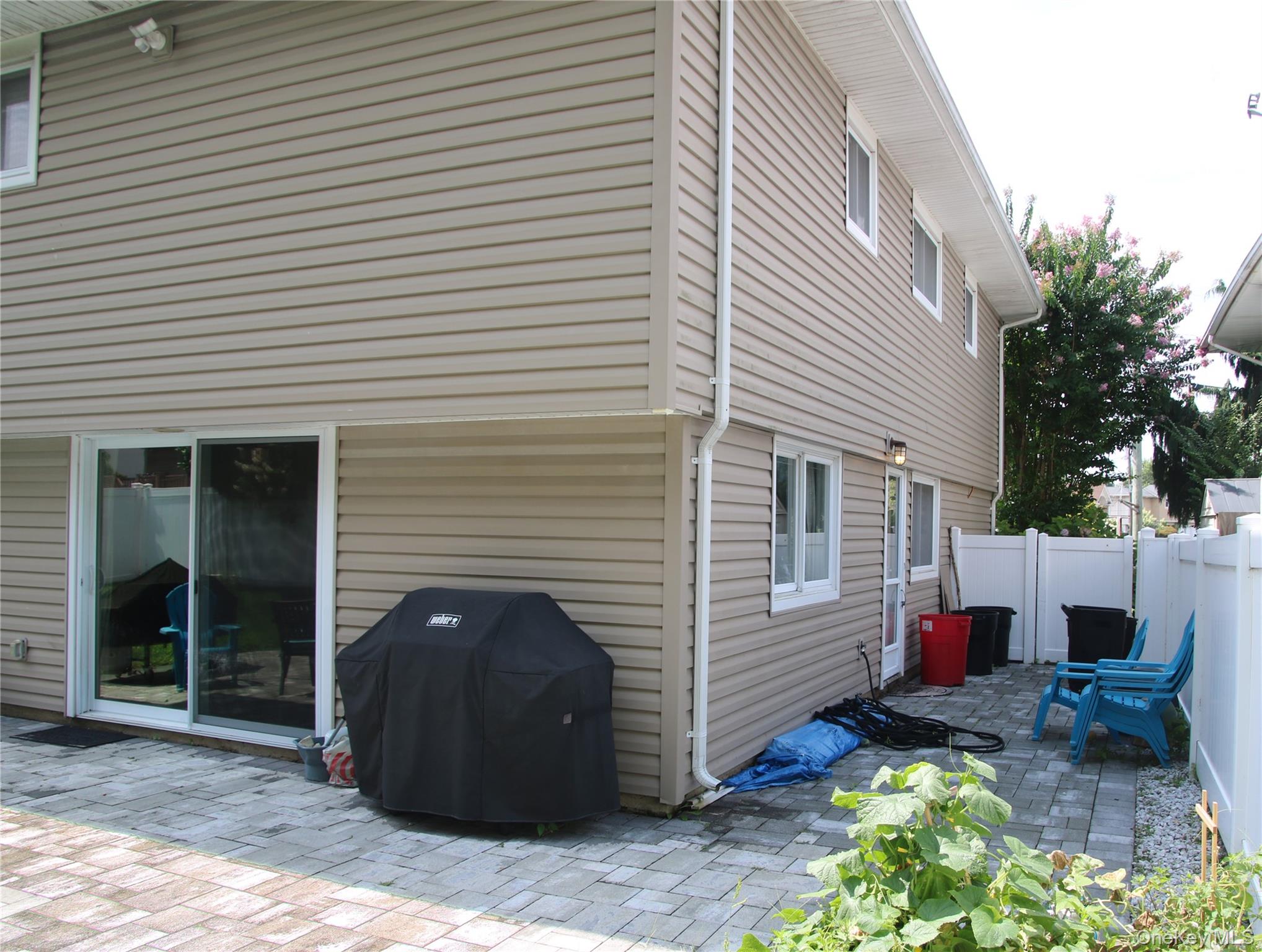 #5 photo, 1944 Lowell Lane, Merrick , NY 11566