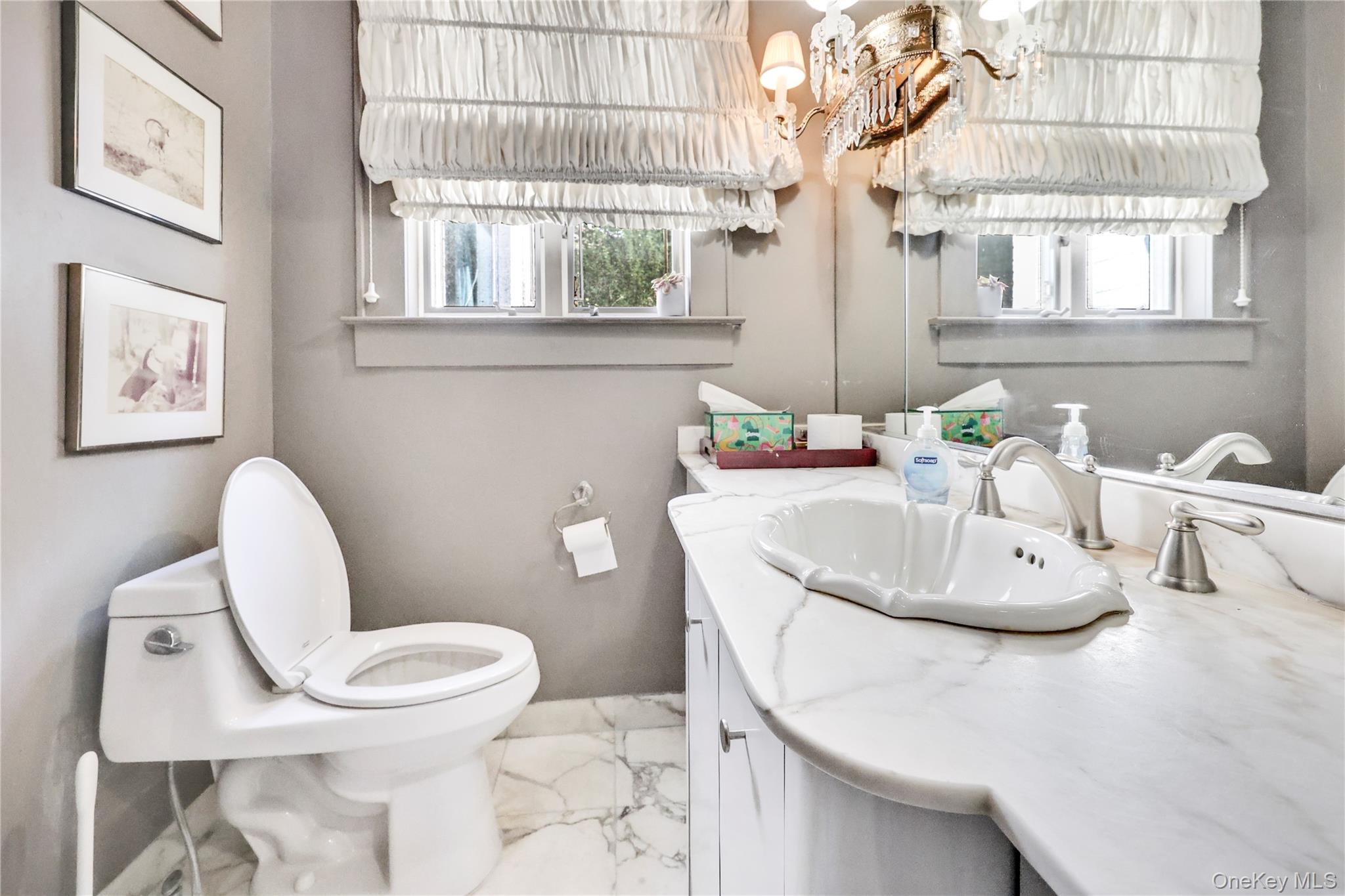 #15 photo, 19 Margaret Avenue, ナッソー郡 Lawrence , NY 11559