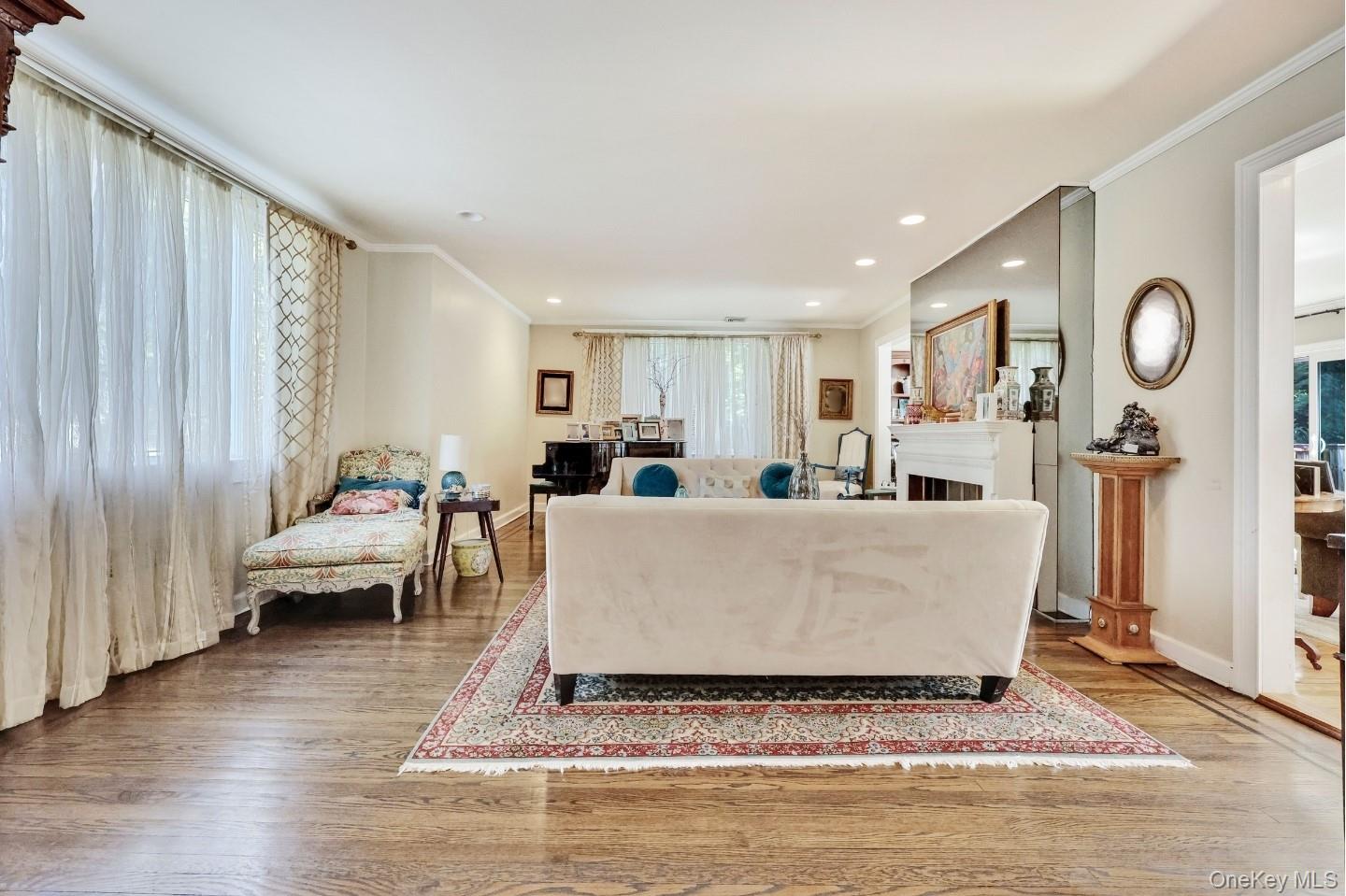 #6 photo, 19 Margaret Avenue, ナッソー郡 Lawrence , NY 11559