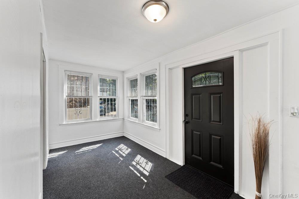 #2 photo, 102-05 217th Street, クイーンズ区 Queens Village , NY 11429