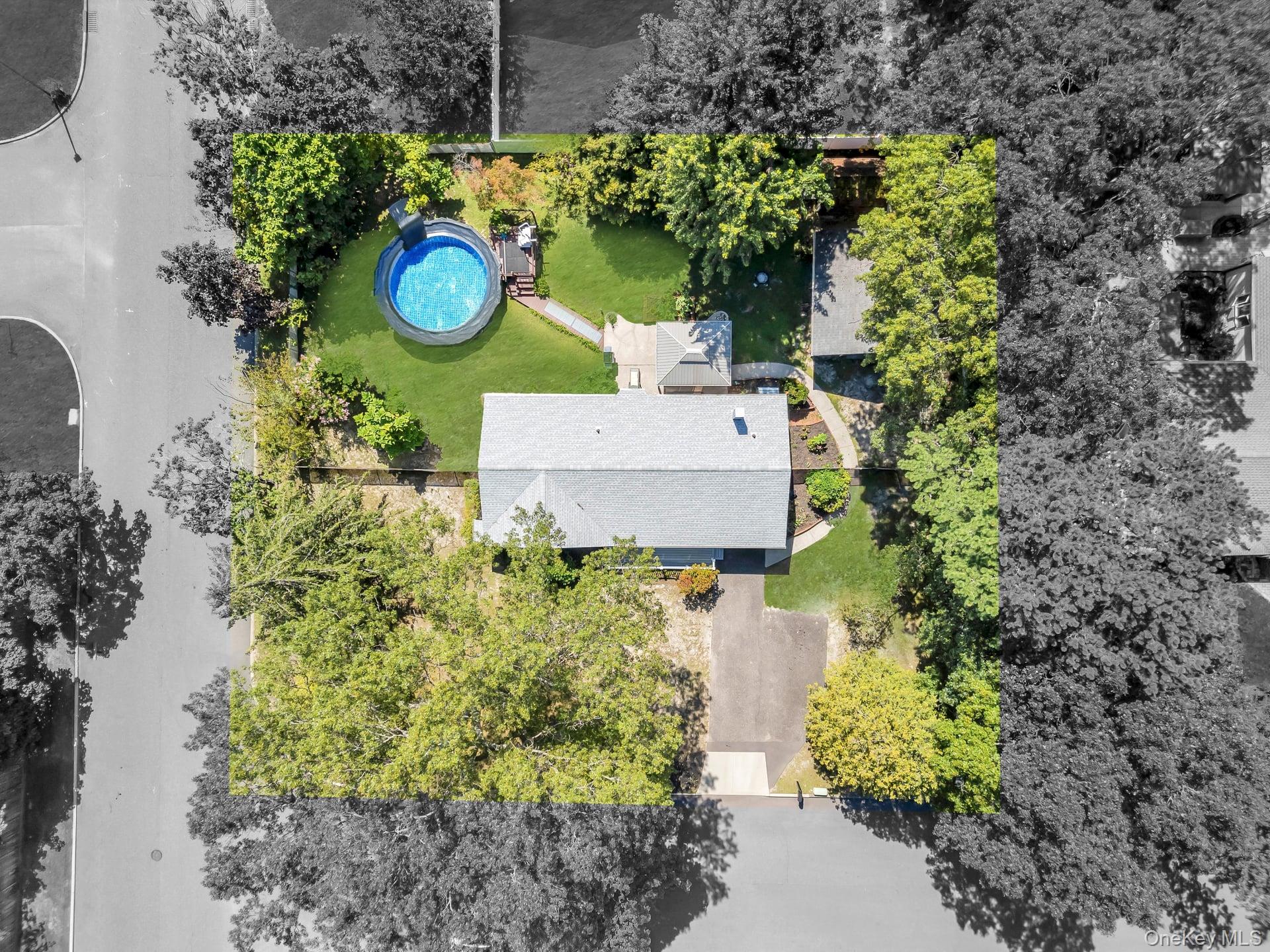 #1 photo, 1 Chuck Lane, सफ़ोक काउंटी Selden , NY 11784