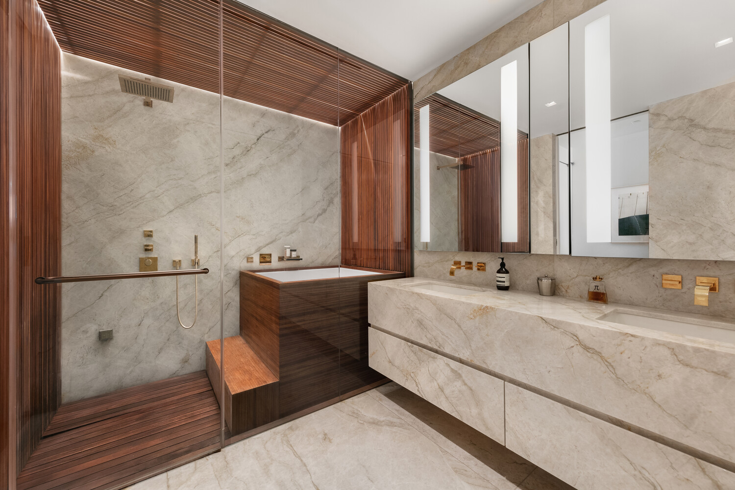 #10 photo, 1 GREAT JONES Alley, マンハッタン NoHo , NY 10012