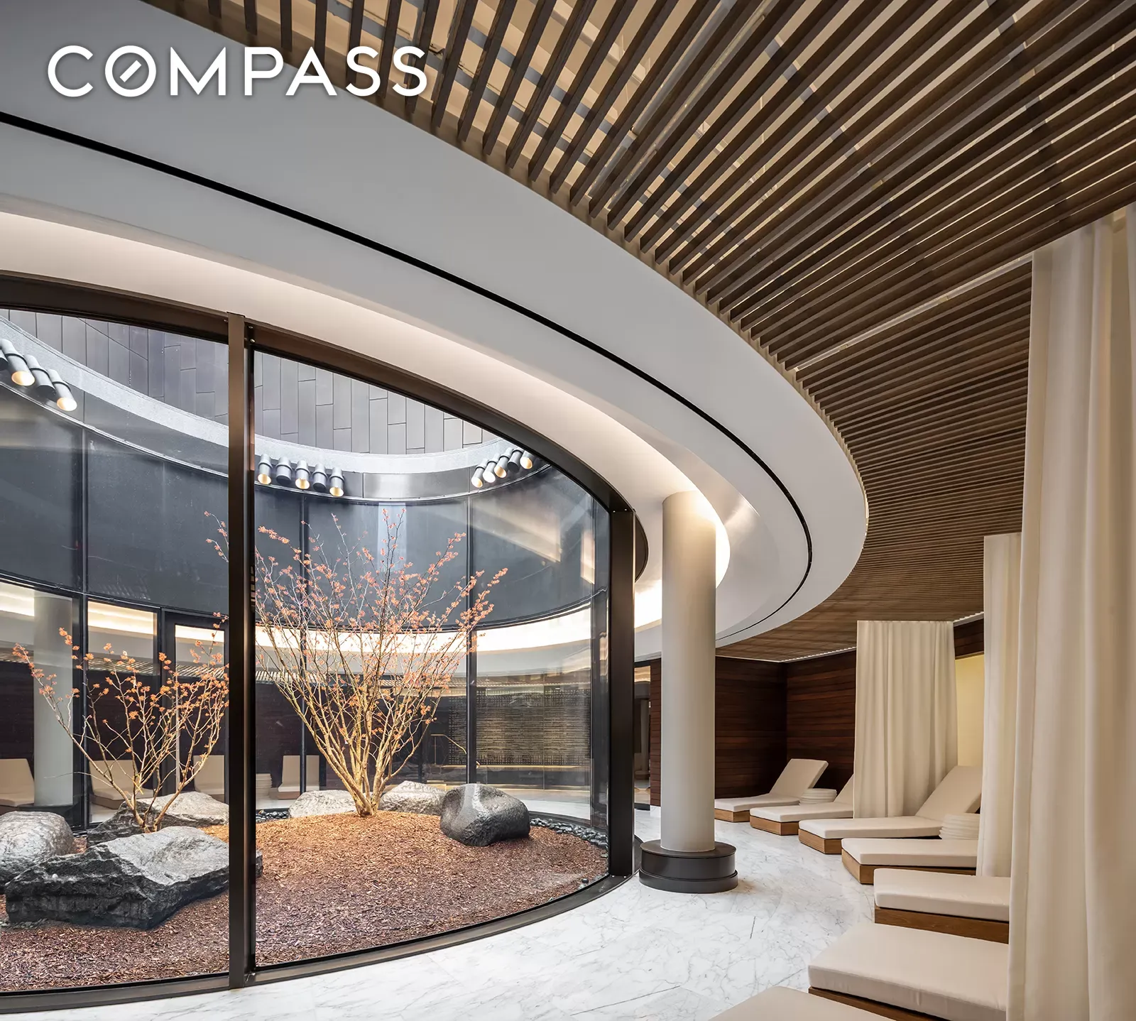 #19 photo, New York City, マンハッタン Two Bridges , NY 10002