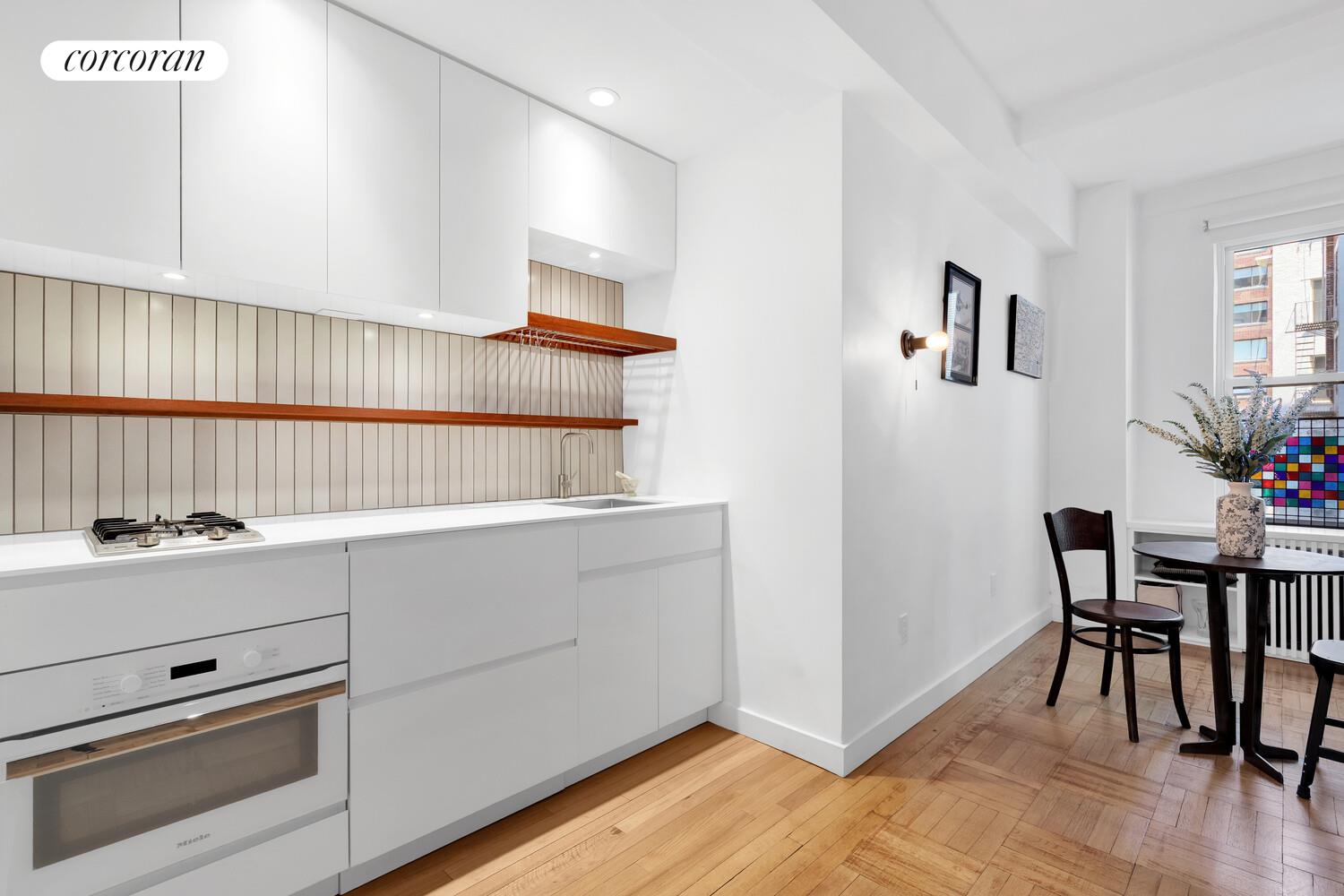 #3 photo, 225 CENTRAL Park W, マンハッタン Upper West Side , NY 10024