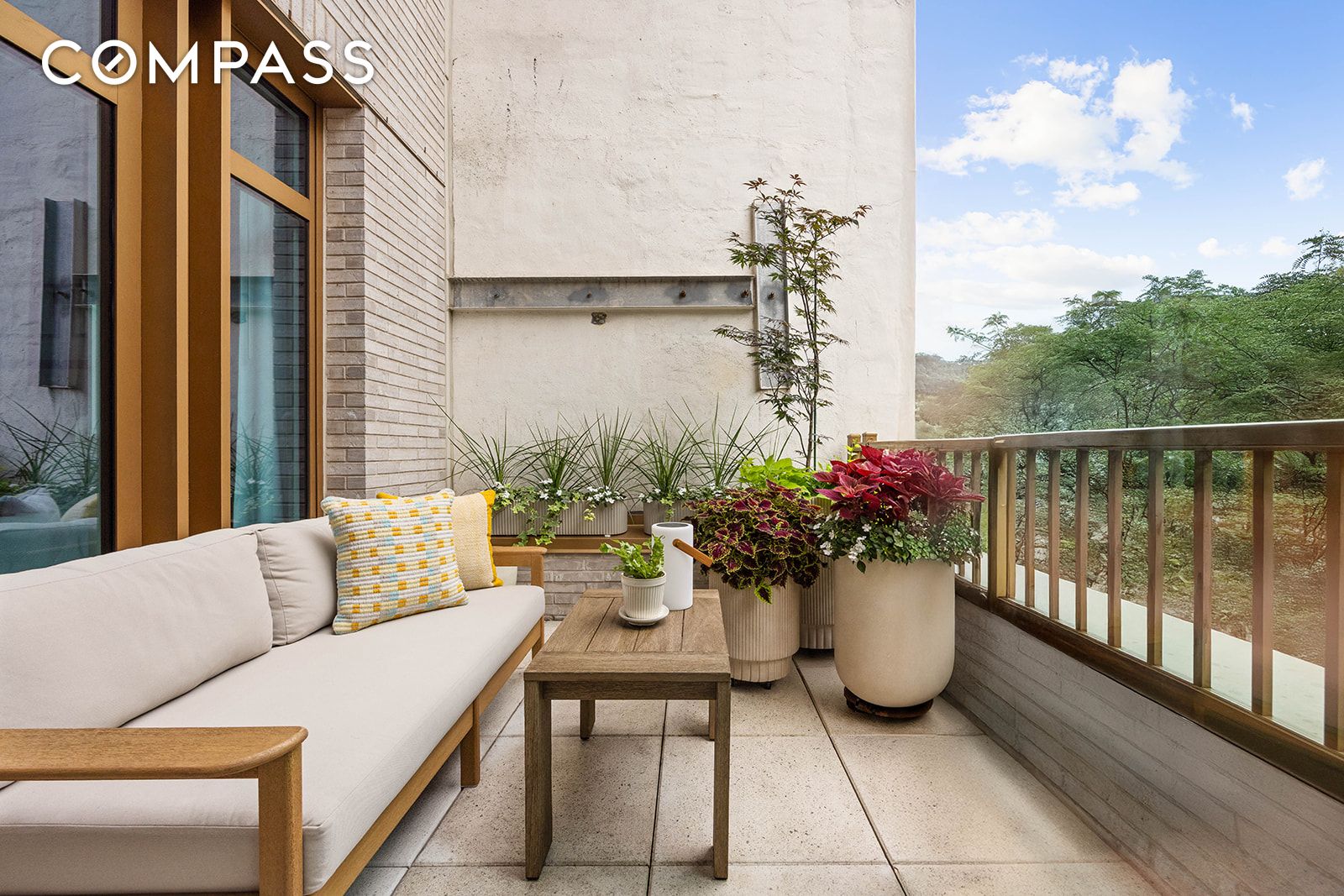 #1 photo, 218 W 103rd Street, マンハッタン Upper West Side , NY 10025