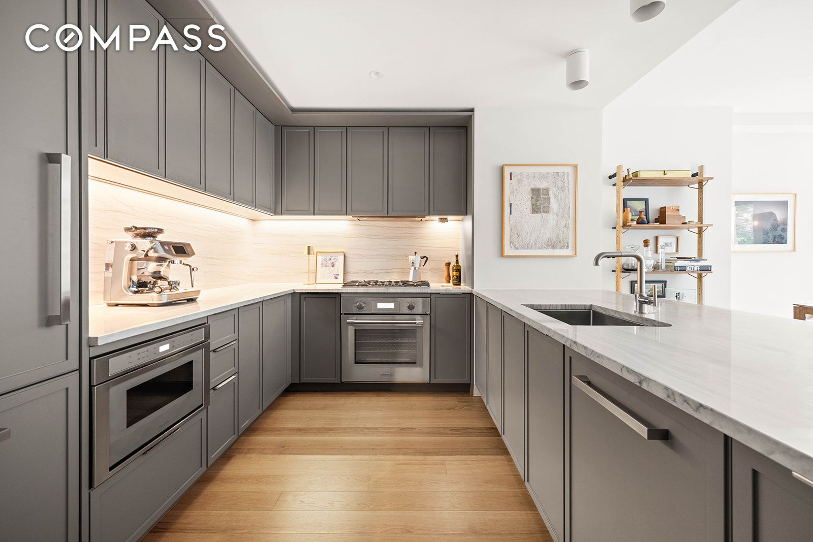 #7 photo, 218 W 103rd Street, マンハッタン Upper West Side , NY 10025