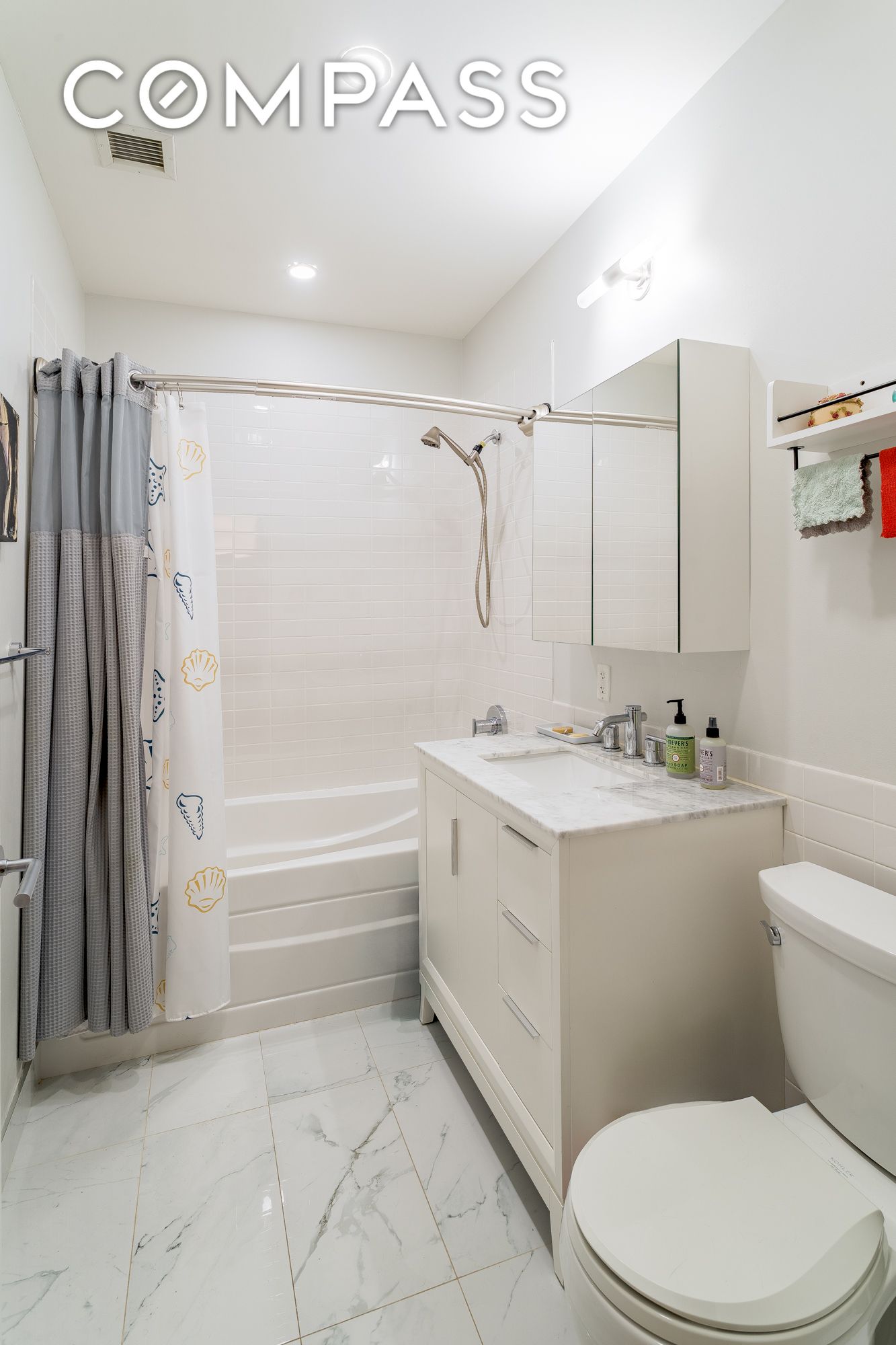 #13 photo, 365 Bridge Street, ブルックリン区 Downtown Brooklyn , NY 11201