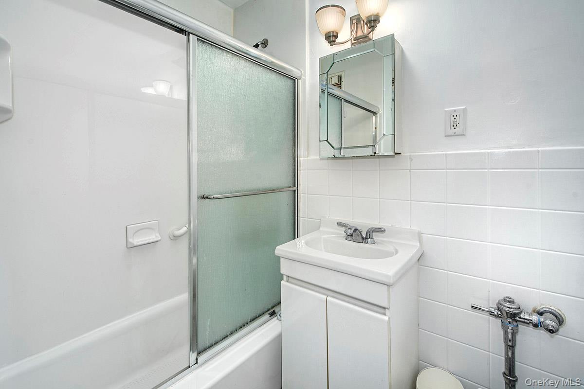 #20 photo, 609 Kappock Street, ブロンクス区 Bronx , NY 10463