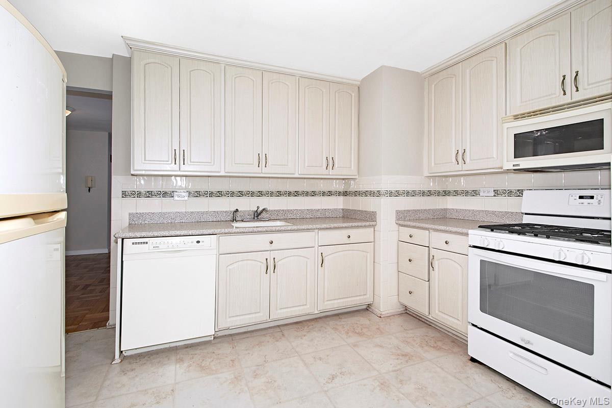 #9 photo, 609 Kappock Street, ブロンクス区 Bronx , NY 10463