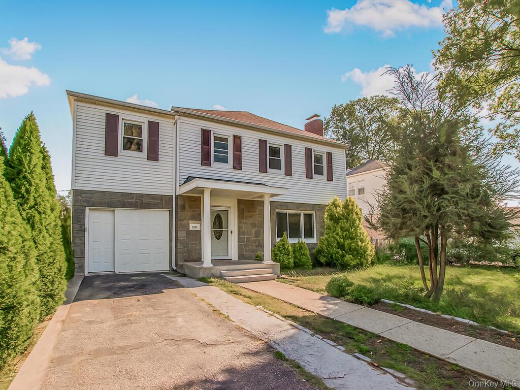 #2 photo, 135 Midland Terrace, Yonkers , NY 10704