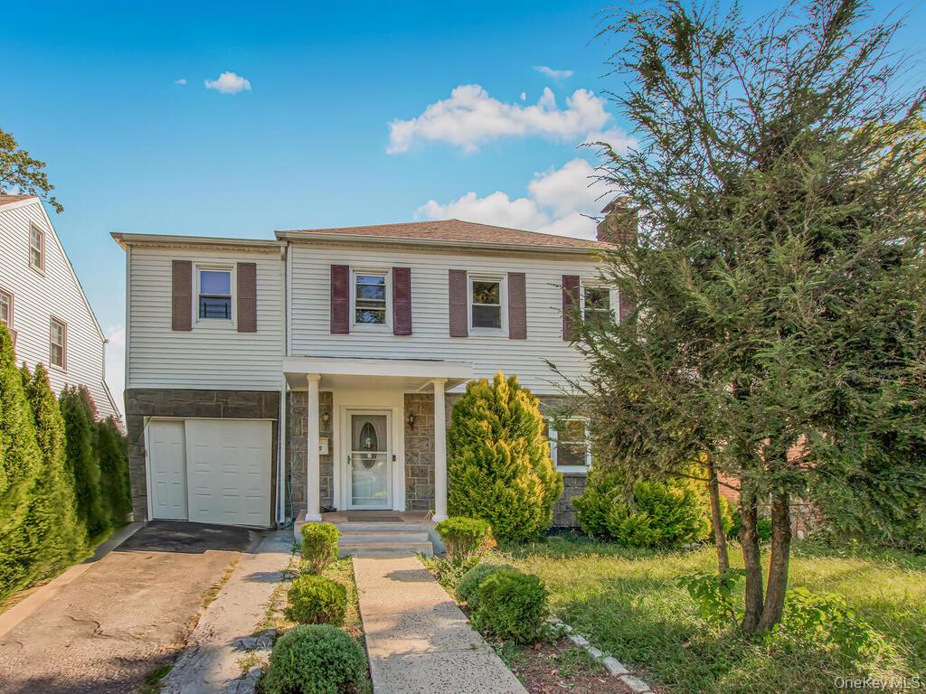 #5 photo, 135 Midland Terrace, Yonkers , NY 10704