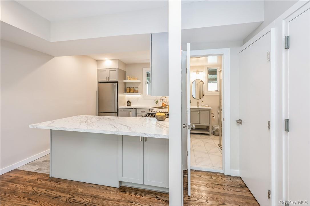 #4 photo, 2 Main Street, Hastings-on-Hudson , NY 10706