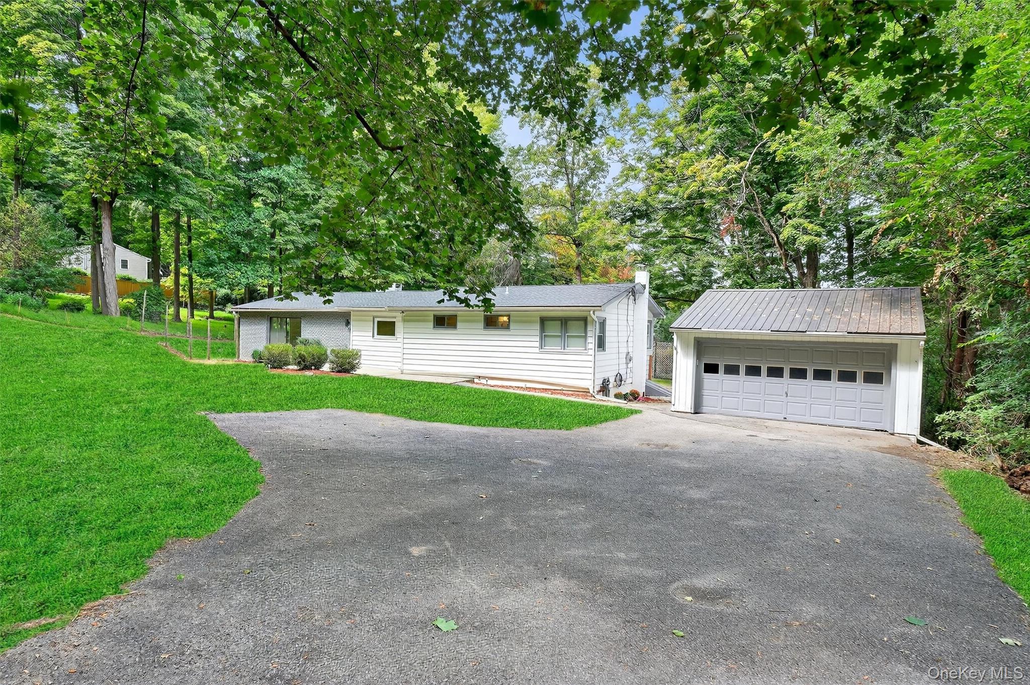 #4 photo, 15 Fairview Road, Beacon , NY 12508