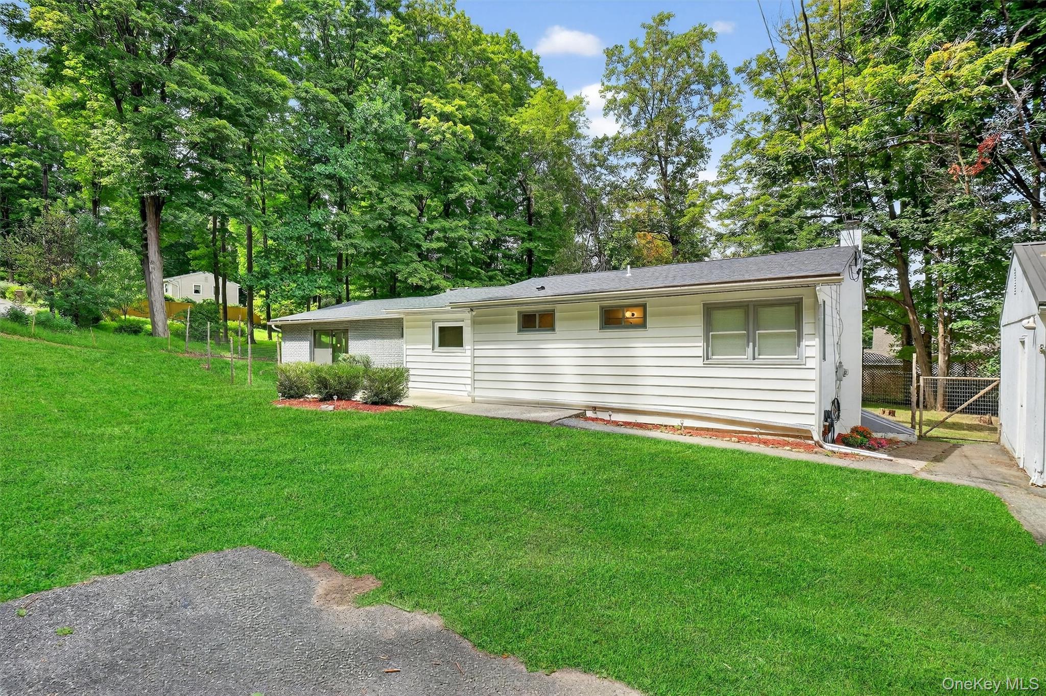 #5 photo, 15 Fairview Road, Beacon , NY 12508