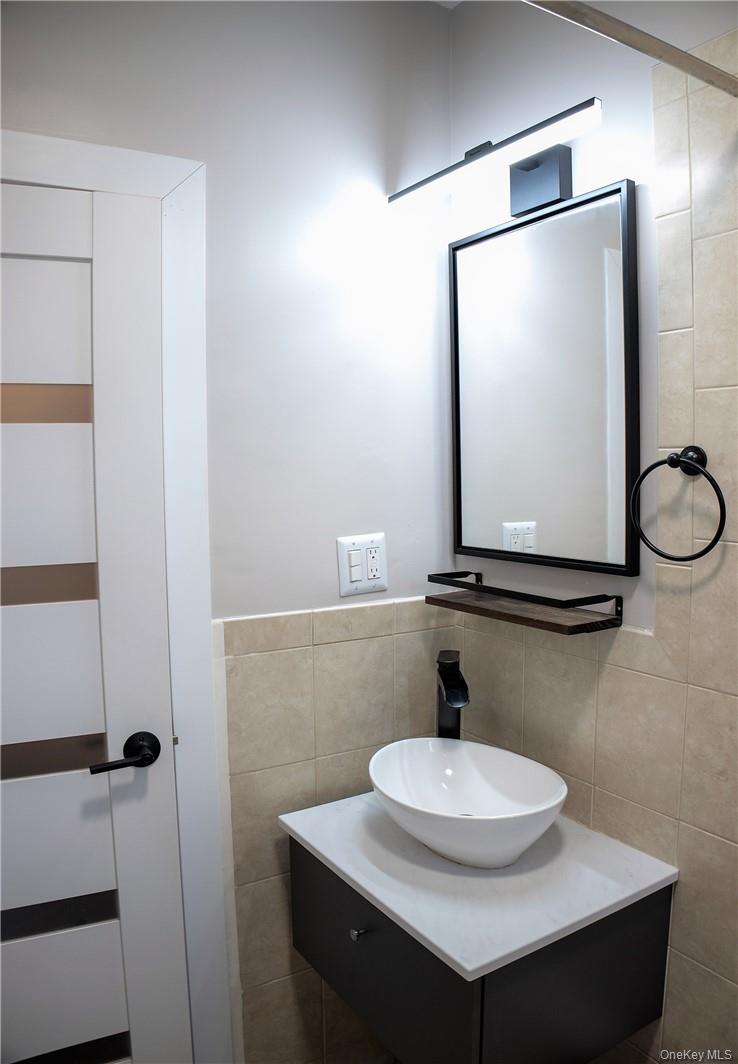 #13 photo, 663 Locust Street, Mount Vernon , NY 10552