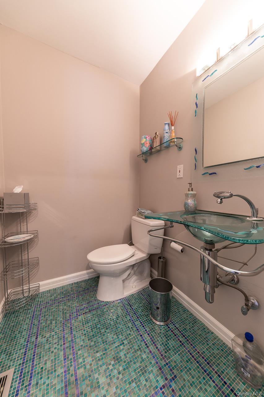 #12 photo, 257 E Olive Street, Long Beach , NY 11561