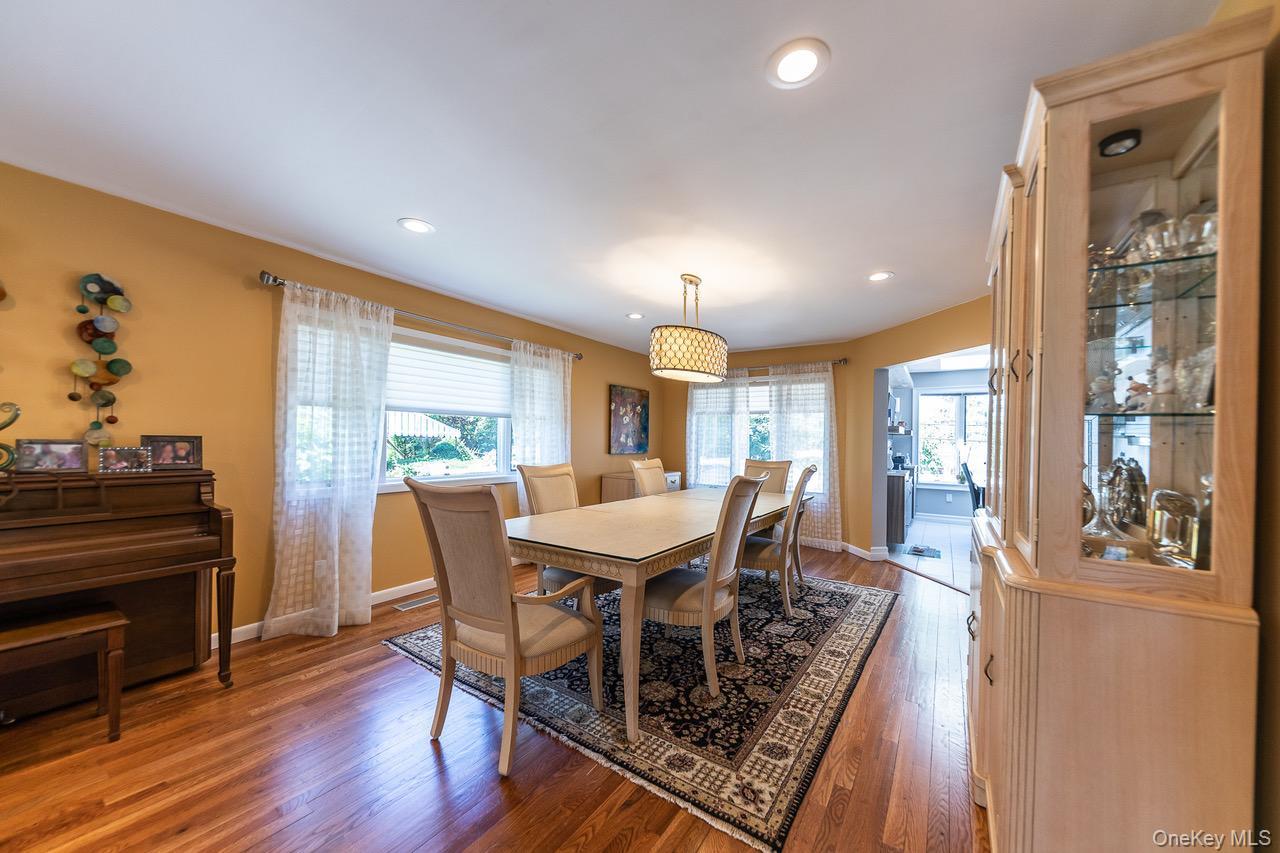 #4 photo, 257 E Olive Street, Long Beach , NY 11561