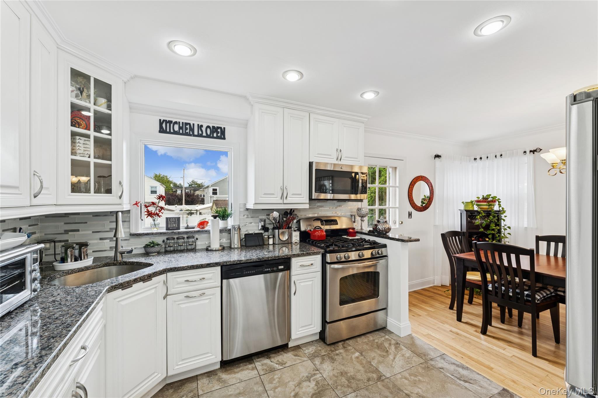 #10 photo, 43 Layton Street, ナッソー郡 Freeport , NY 11520