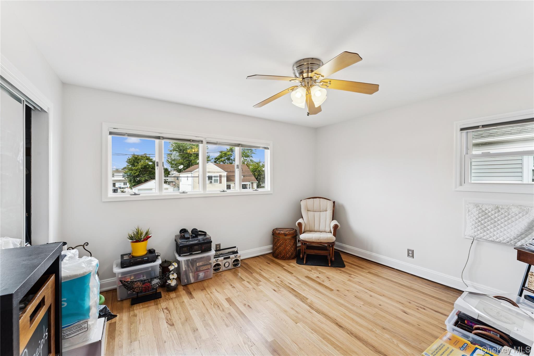 #12 photo, 43 Layton Street, ナッソー郡 Freeport , NY 11520