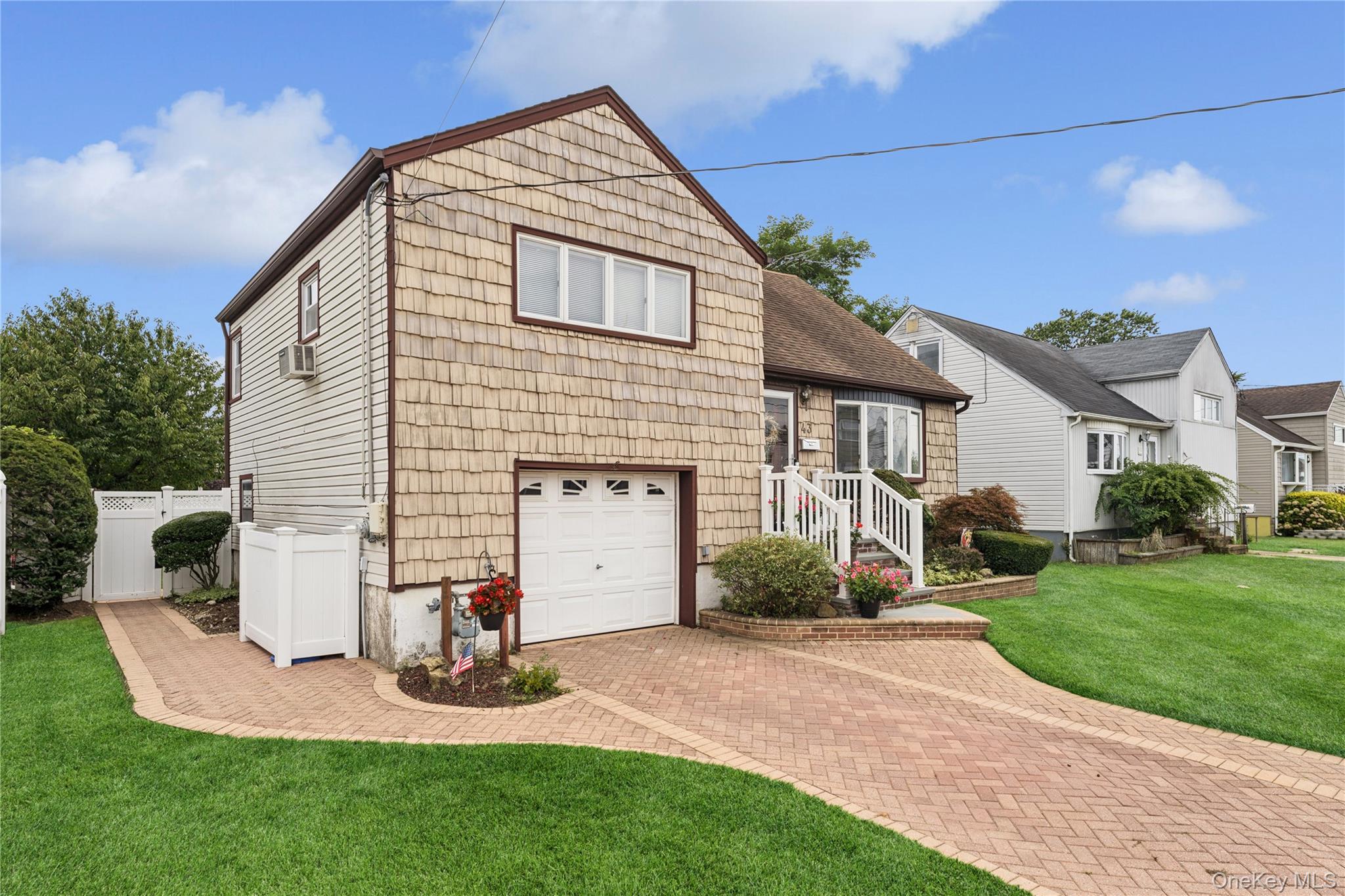 #3 photo, 43 Layton Street, ナッソー郡 Freeport , NY 11520