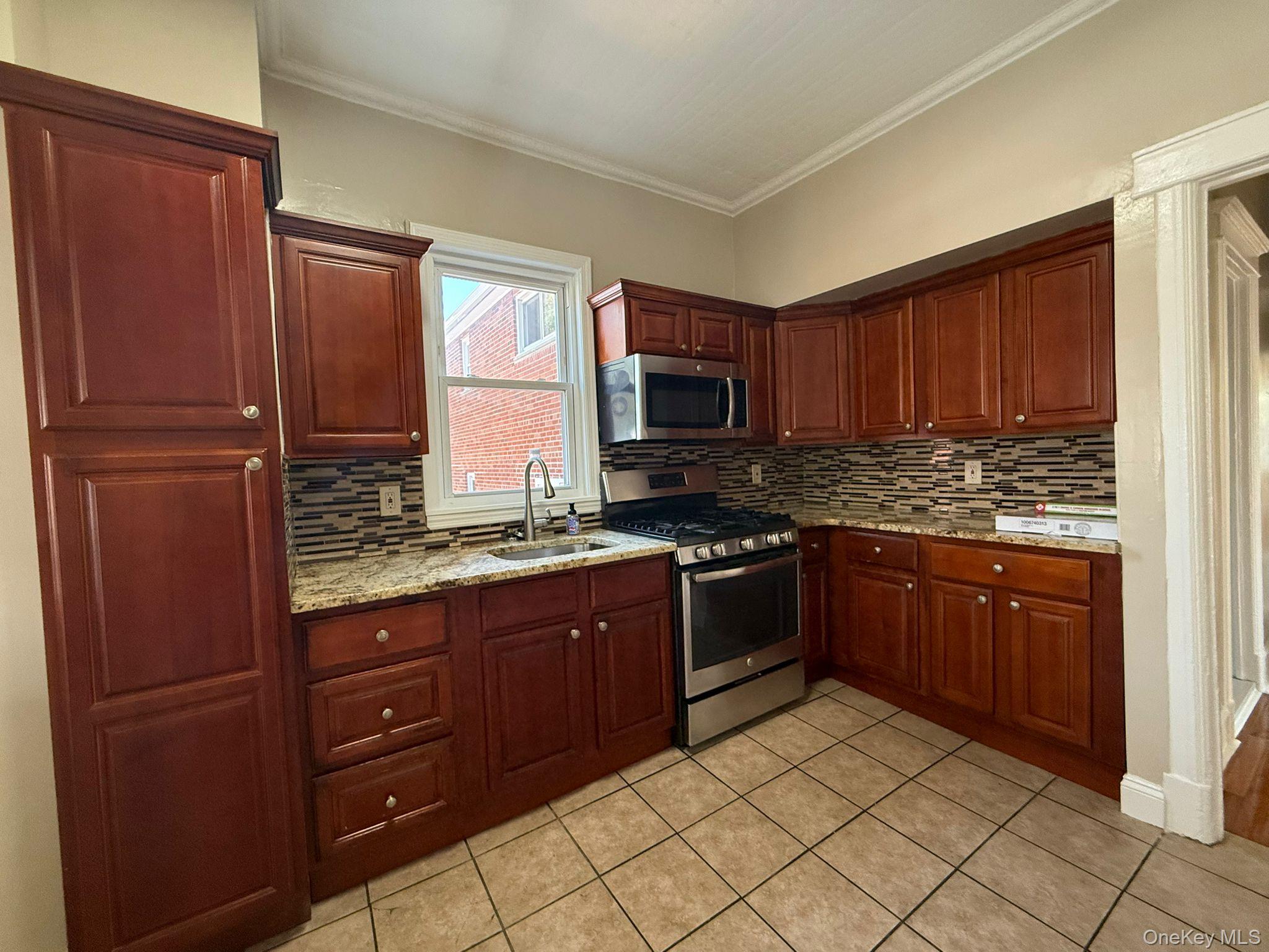 #7 photo, 2849 Harrington Avenue, ブロンクス区 Bronx , NY 10461