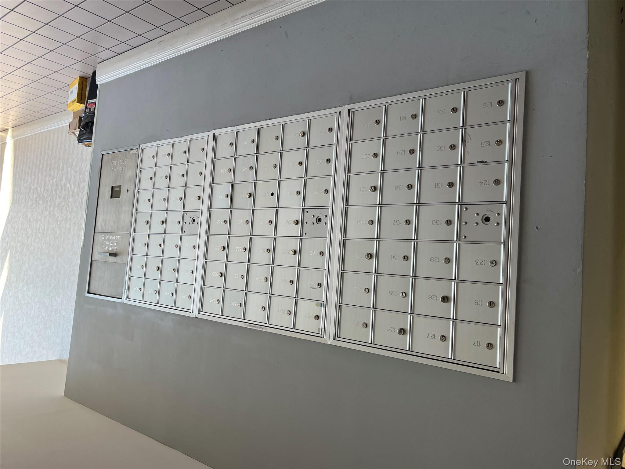 #18 photo, 725 Miller Avenue, ナッソー郡 Freeport , NY 11520