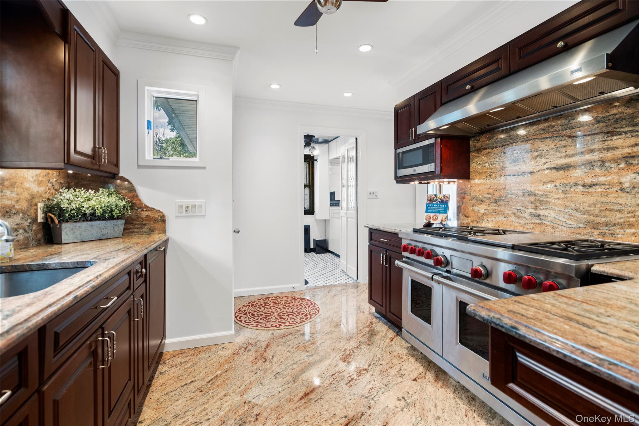 #10 photo, 610 Park Avenue, West Hempstead , NY 11552