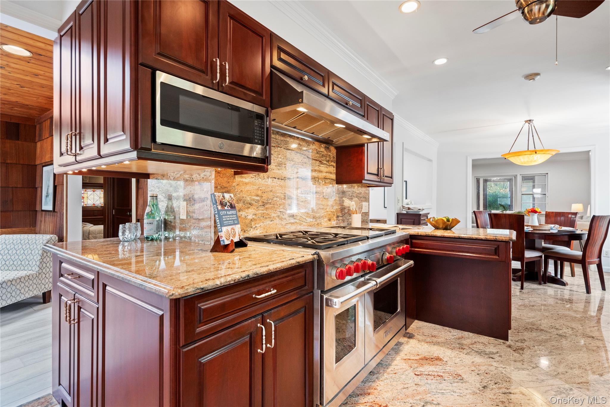 #12 photo, 610 Park Avenue, West Hempstead , NY 11552