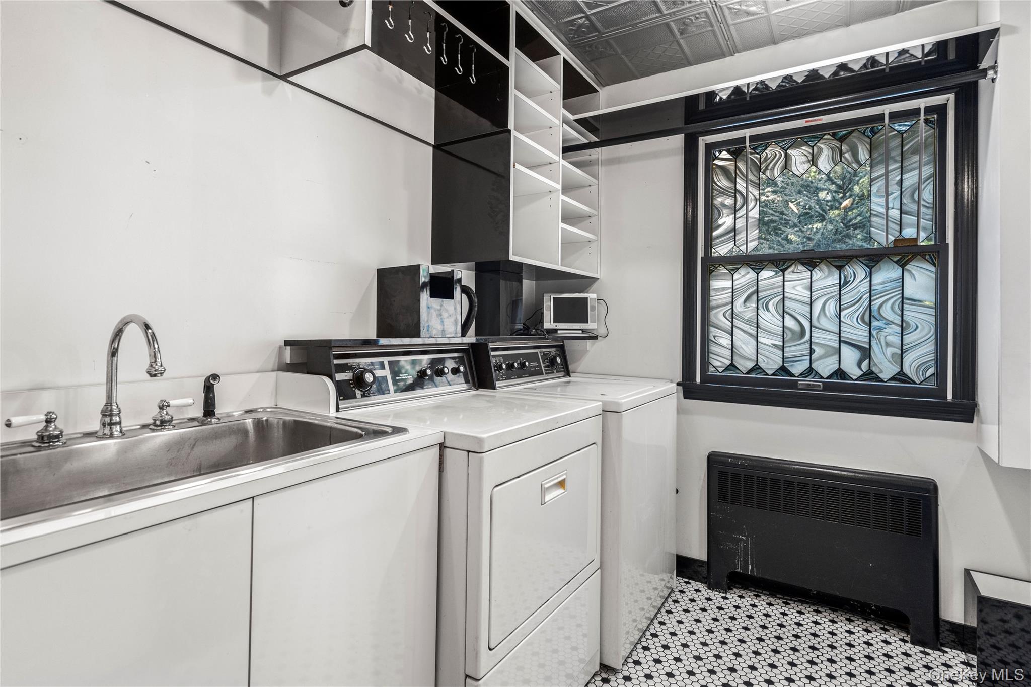 #13 photo, 610 Park Avenue, West Hempstead , NY 11552