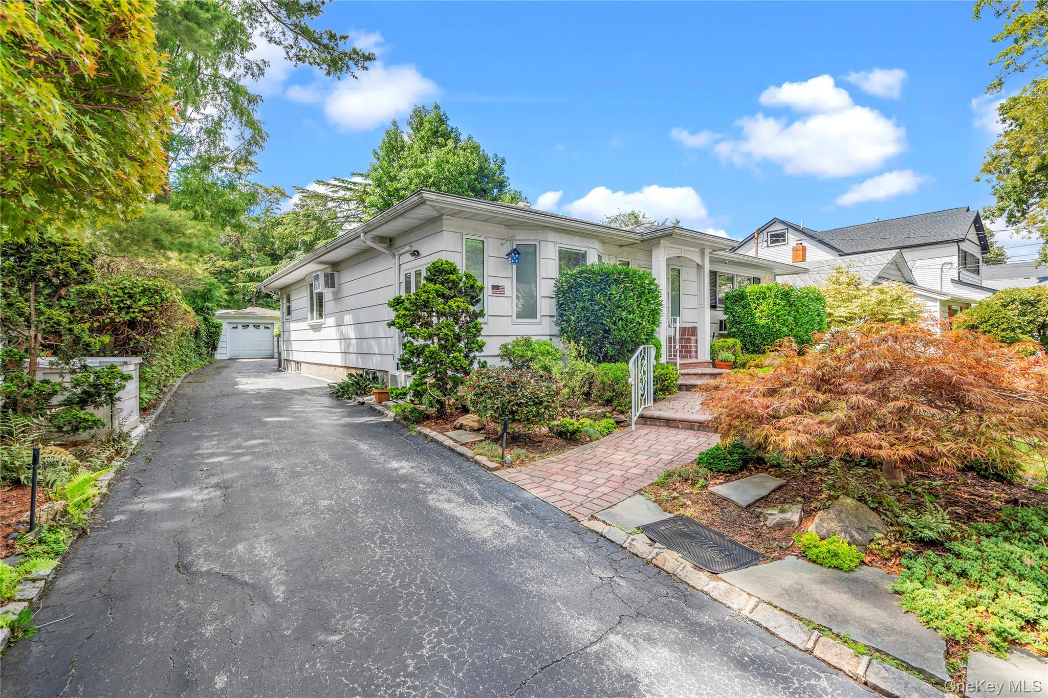 #2 photo, 610 Park Avenue, West Hempstead , NY 11552