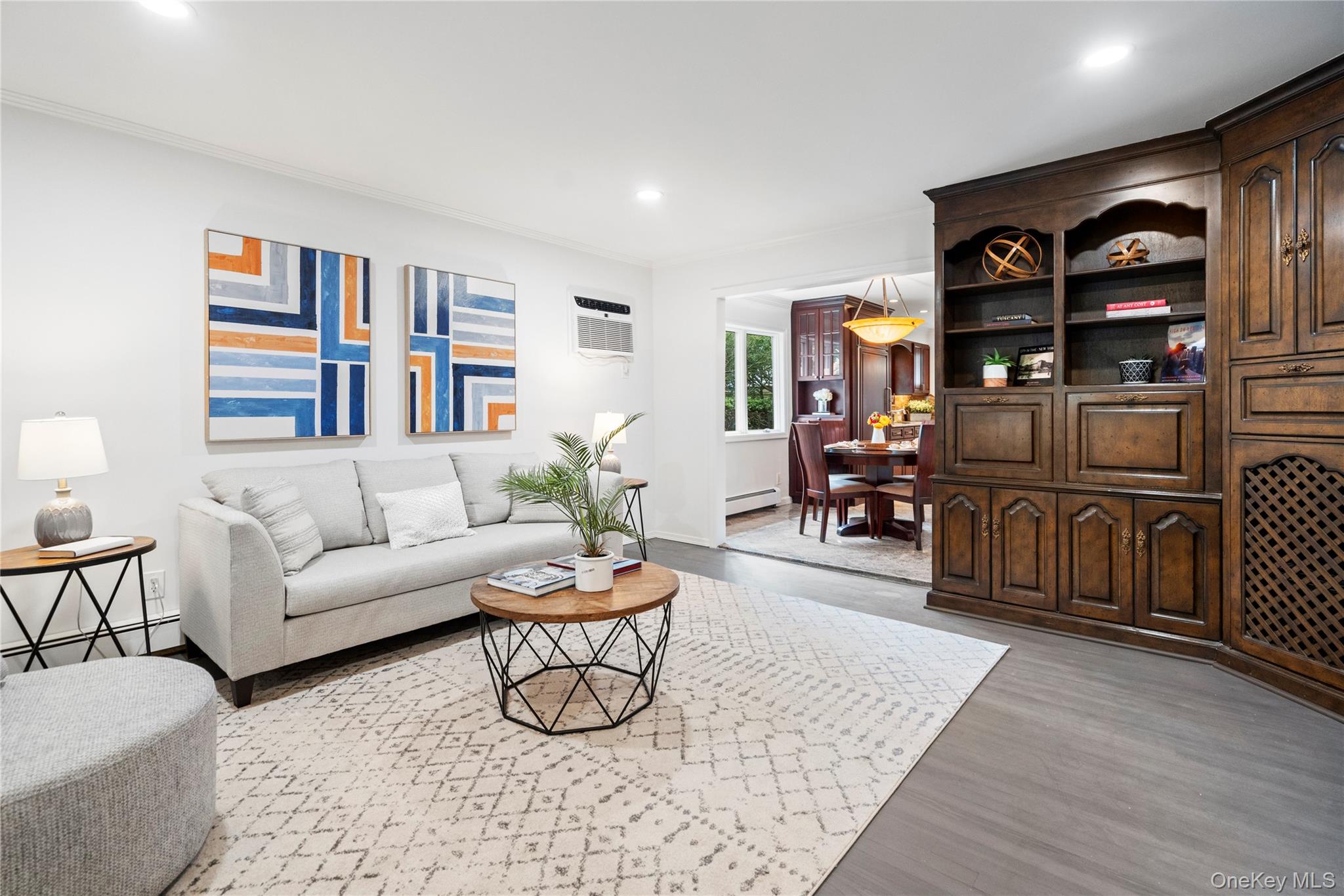 #4 photo, 610 Park Avenue, West Hempstead , NY 11552